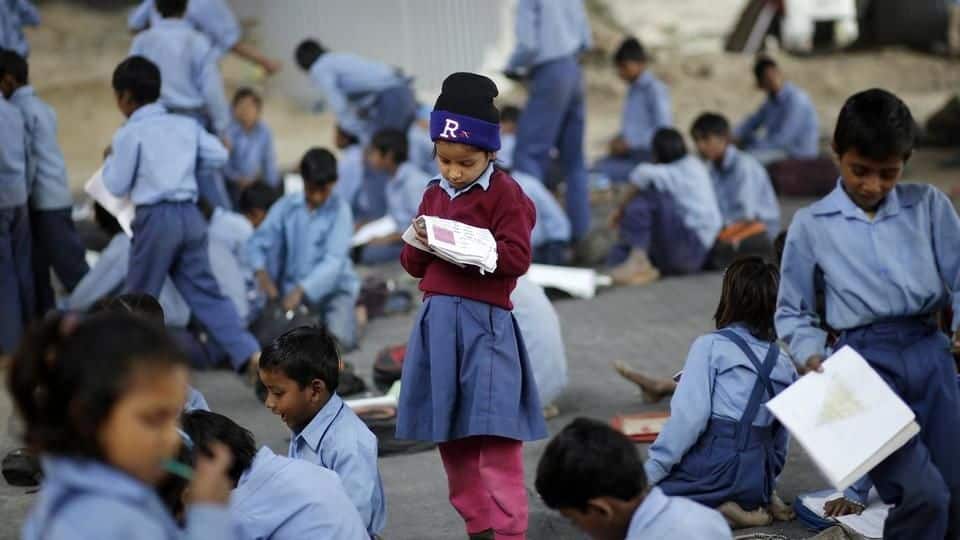 CBSE, UGC, Bihar Board, even nursery schools demanding Aadhaar CBSE, UGC, Bihar Board, even nursery schools demanding Aadhaar