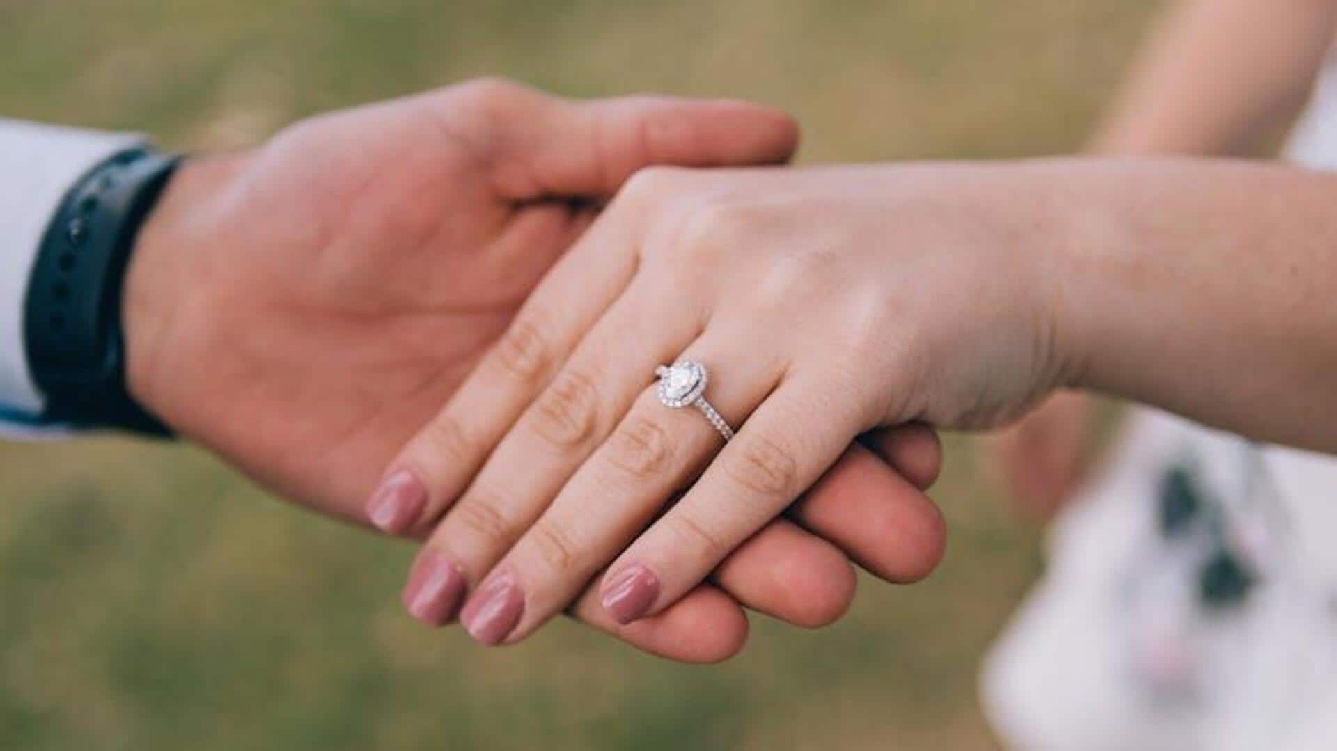 Tips to host the perfect engagement party Tips to host the perfect engagement party