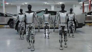 How Tesla's humanoid robot has evolved since last year's unveiling 