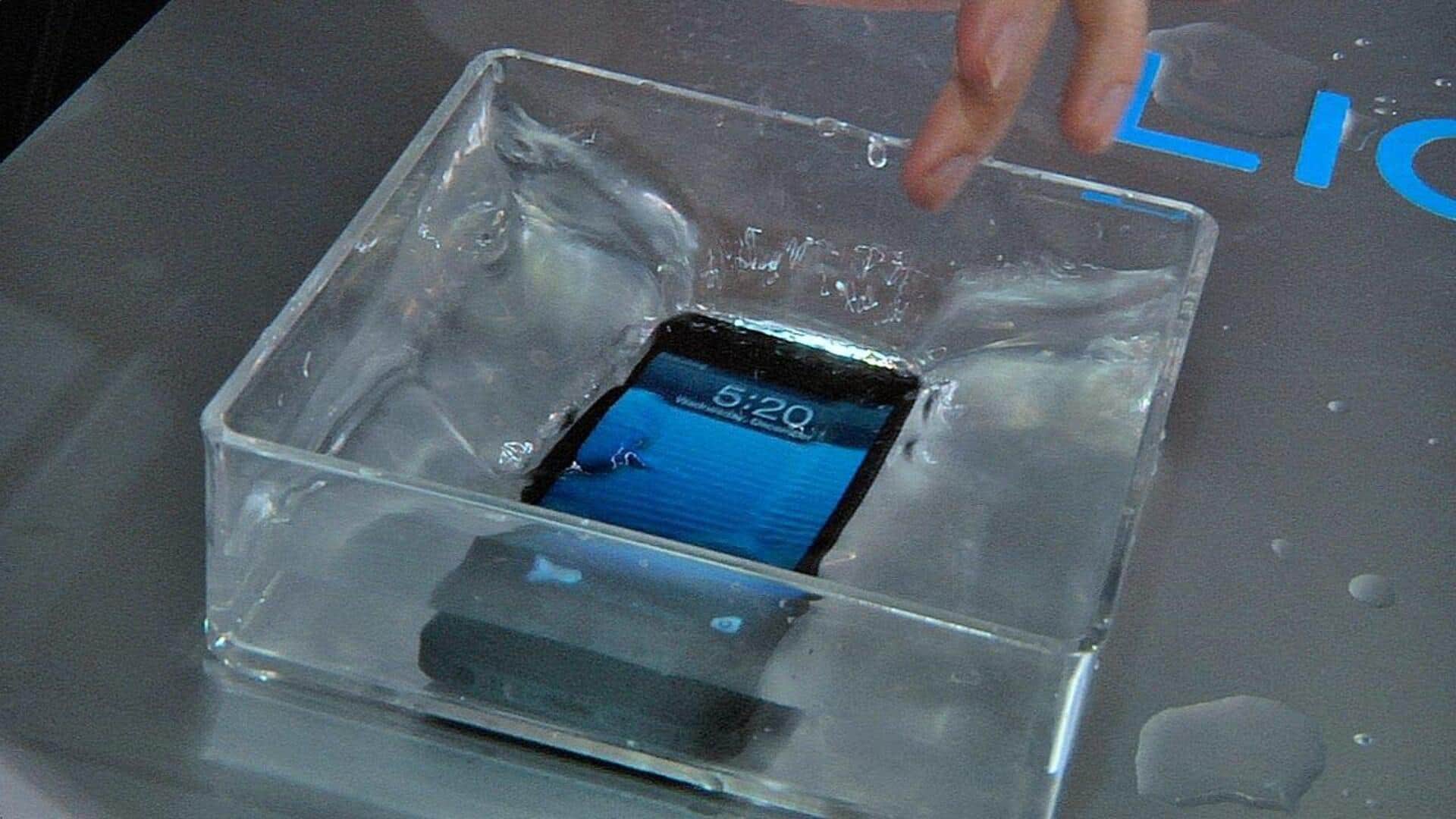How to make your phone waterproof (using household materials)