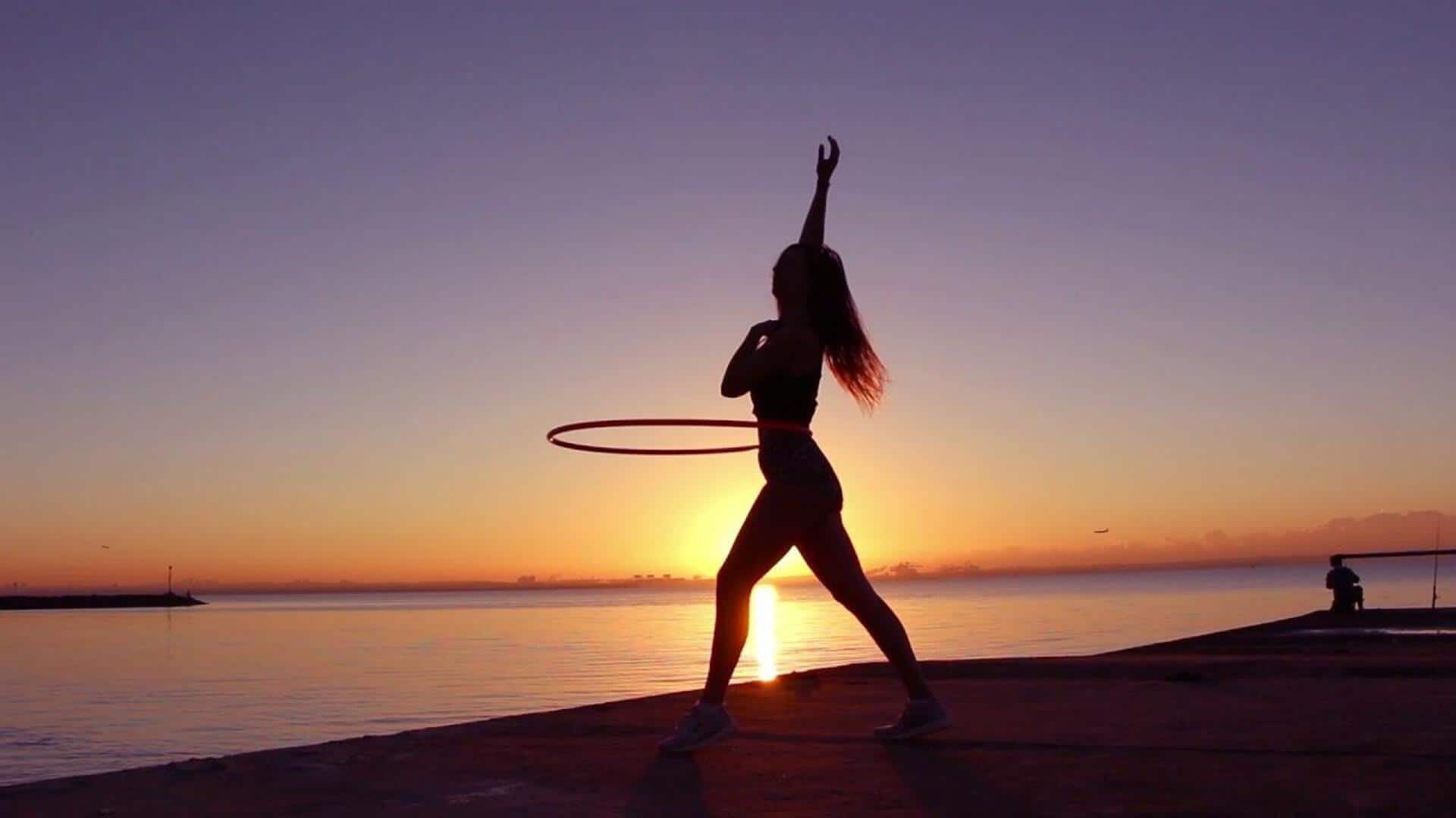 Hoop dancing: All about this full-body workout