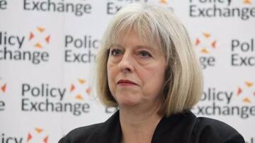 May to form government with DUP, retains top ministers