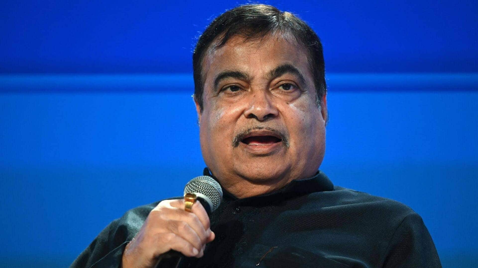 Gadkari accuses carmakers of secretly lobbying against CAFE-3 norms