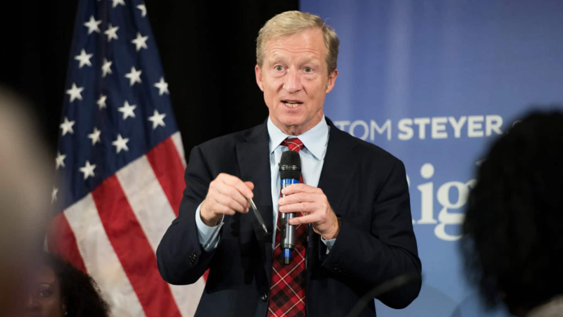 Politicians quietly bankroll influencers as paid political endorsements surge online 