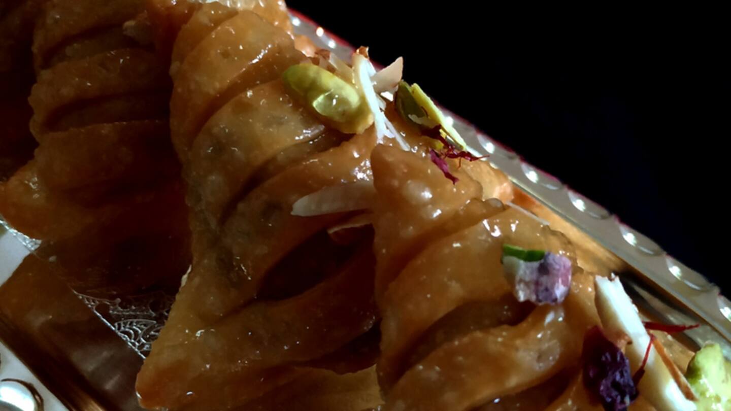 Have you ever tasted a sweet 'samosa'? Have you ever tasted a sweet 'samosa'?