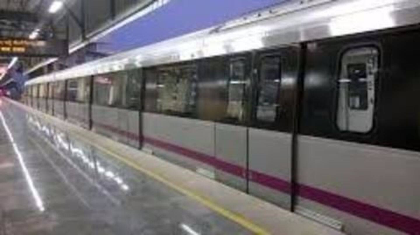 Mumbaiites can soon buy Metro tickets using smartphone