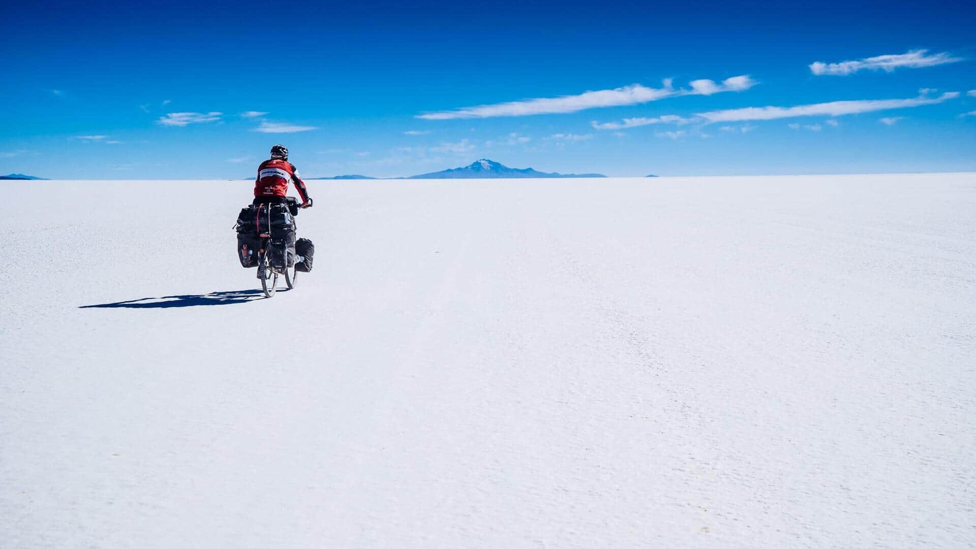 Cycle the salt flats: Mirror of the sky ride