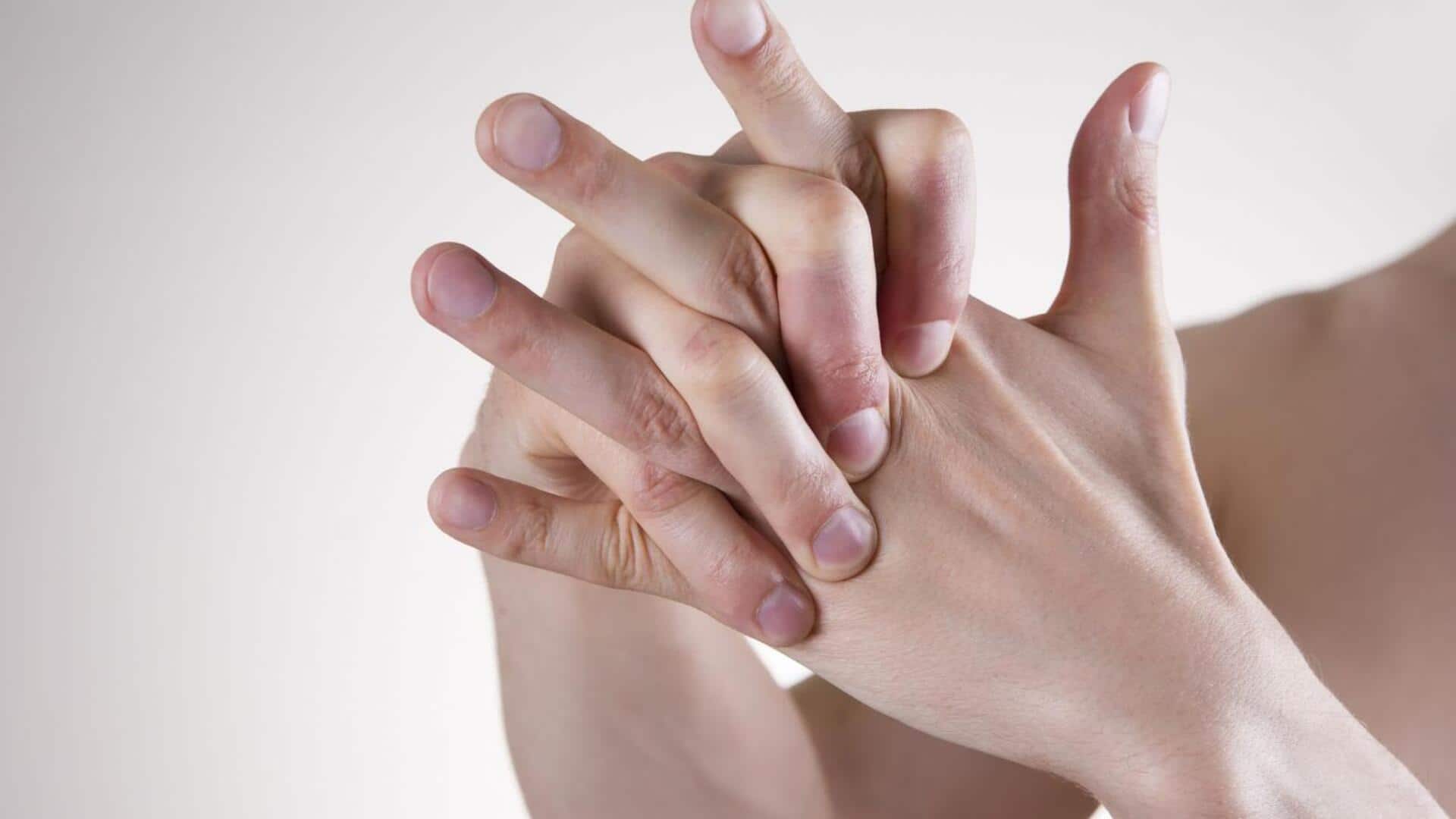 Hand exercises everyone should do daily Hand exercises everyone should do daily