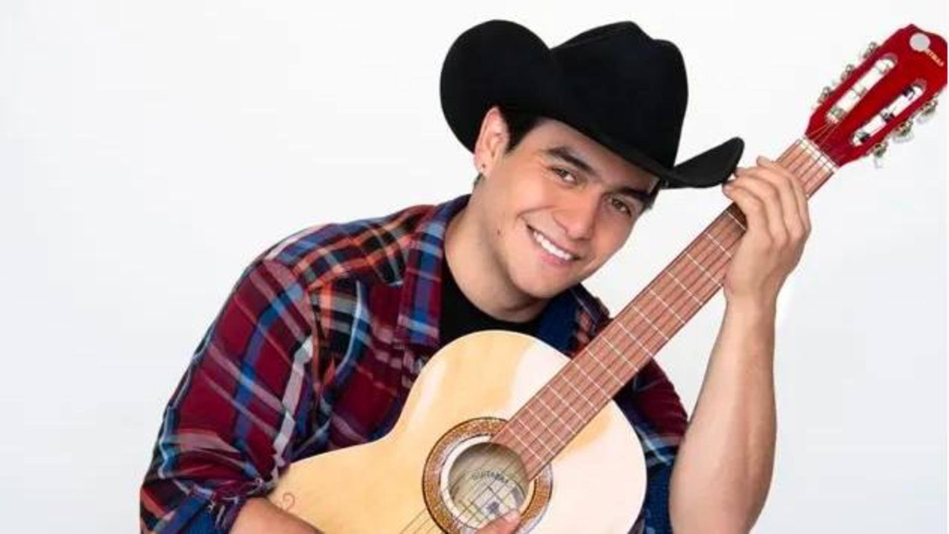 Who was Julián Figueroa, Mexican singer-songwriter who died at 27
