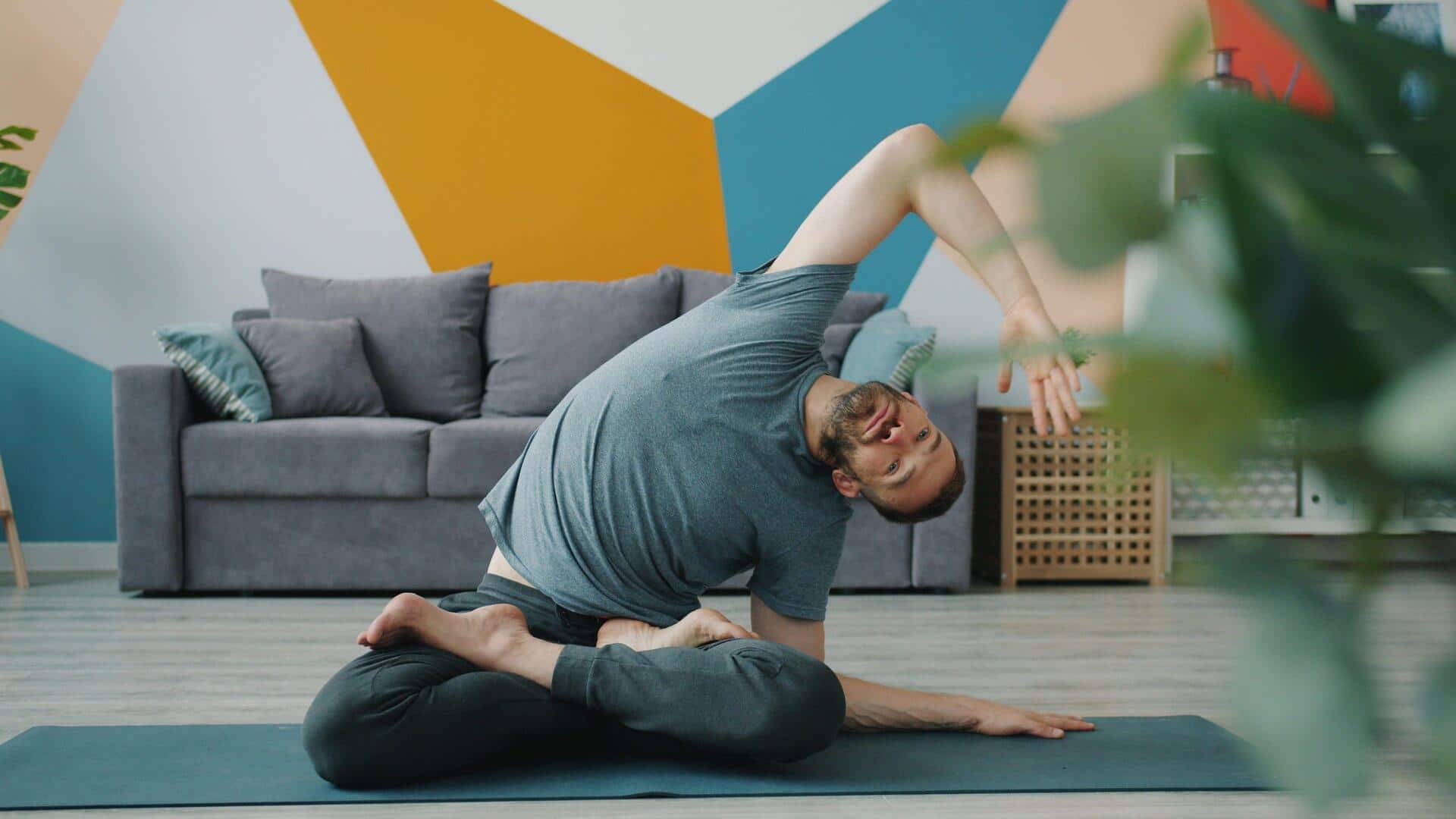 Try these side twist stretches for better posture