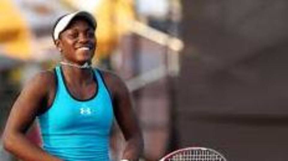 Sloane Stephens beats Venus Williams to reach final Sloane Stephens beats Venus Williams to reach final