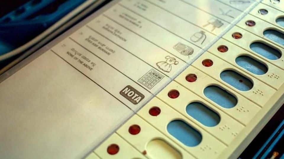 Gujarat Elections: Congress candidate complains of EVM hacking, EC investigates