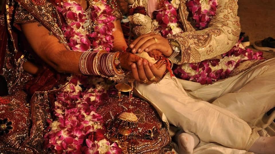 Couple out on a date gets married, courtesy Varanasi police