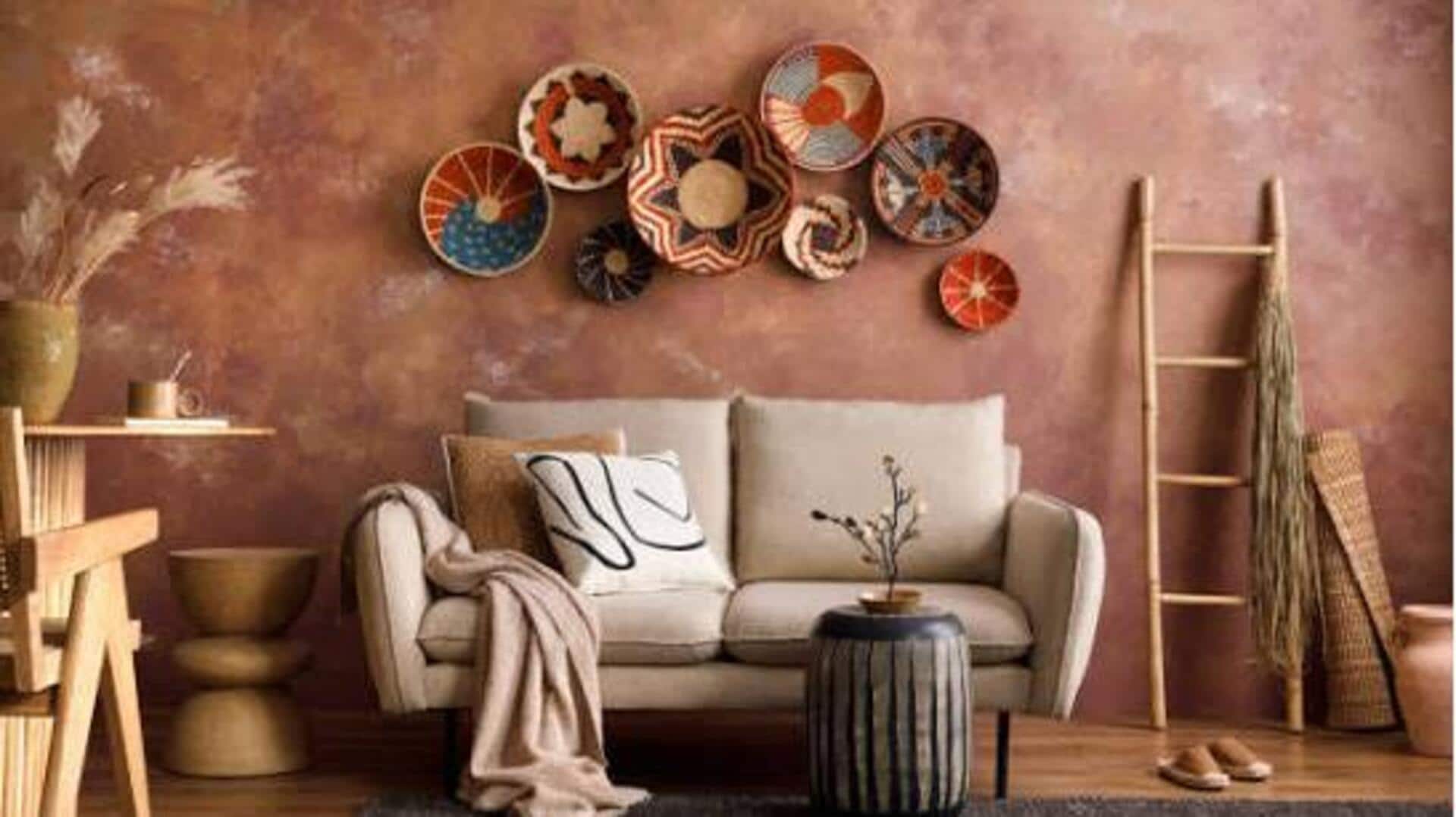 How to transform old baskets into wall art
