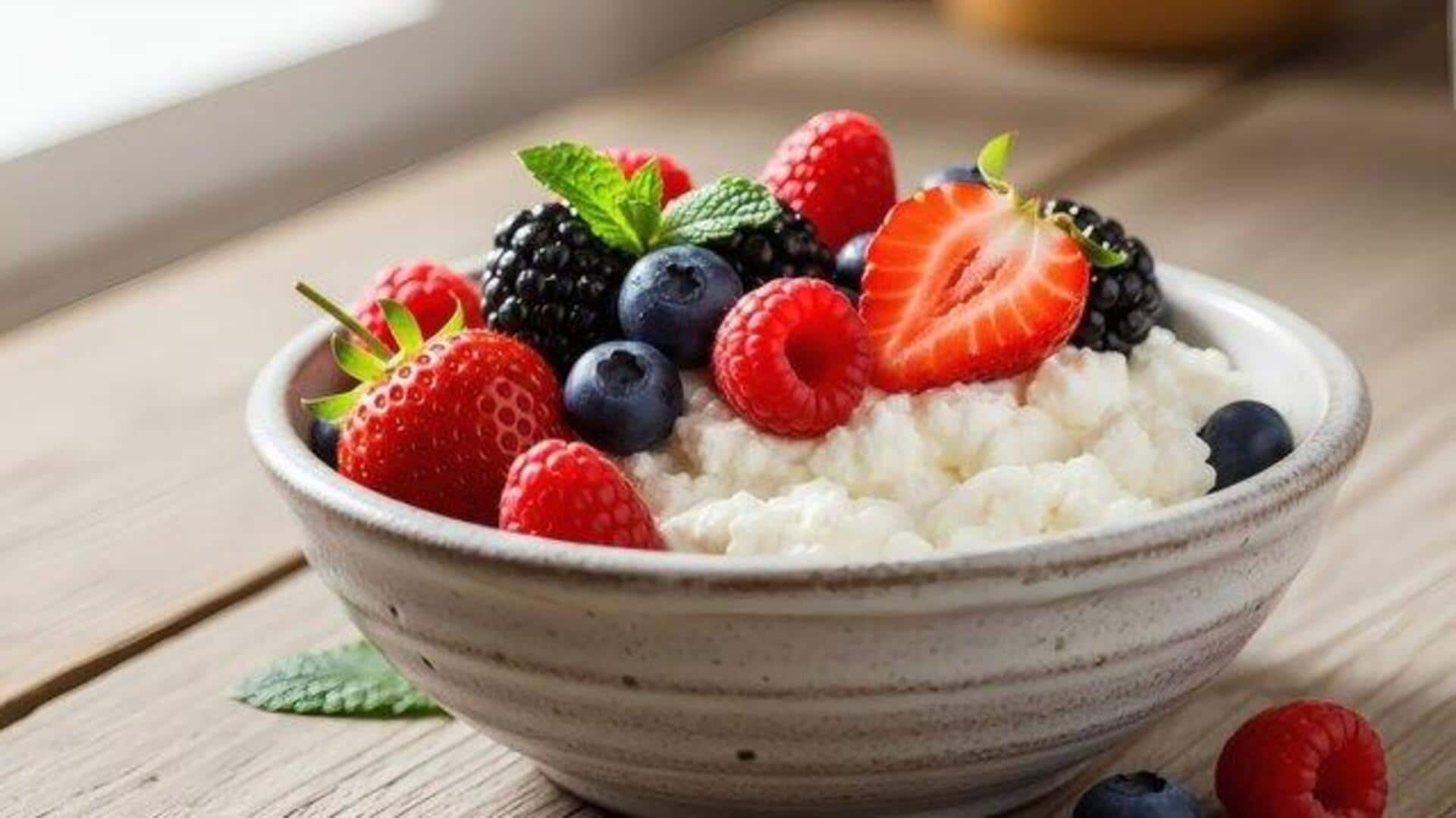 5-minute prep: Cottage cheese and berry bowl