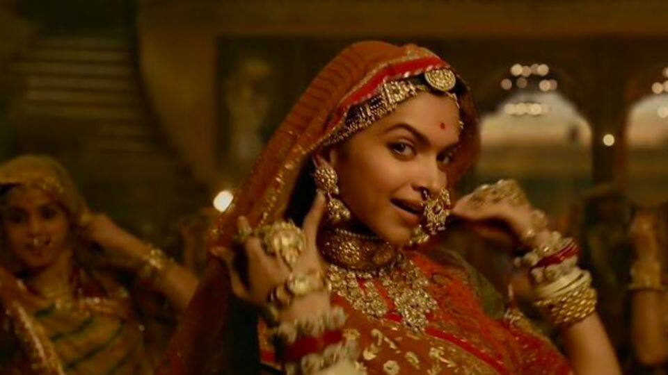 Ghoomar: Videshi moves, desi song Ghoomar: Videshi moves, desi song