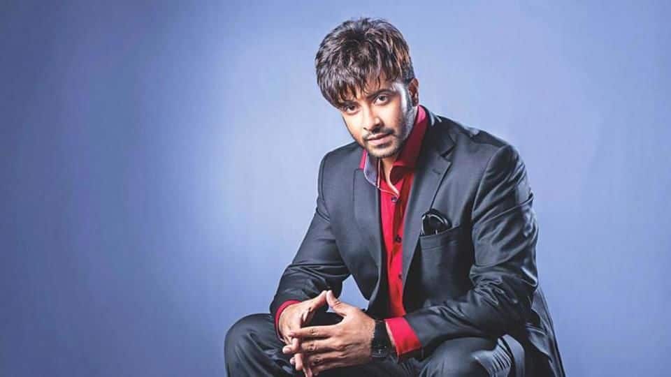 Actor Shakib Khan sued by autodriver for revealing his phone-number