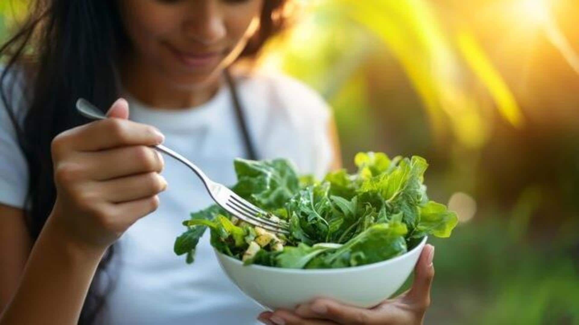 How to practice mindful snacking 