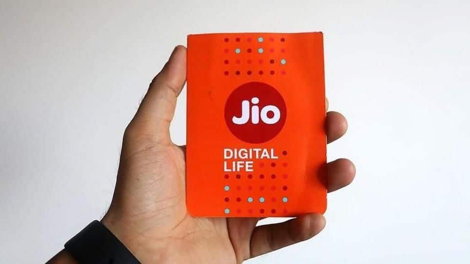 Reliance Jio offers free 10 GB data to select subscribers