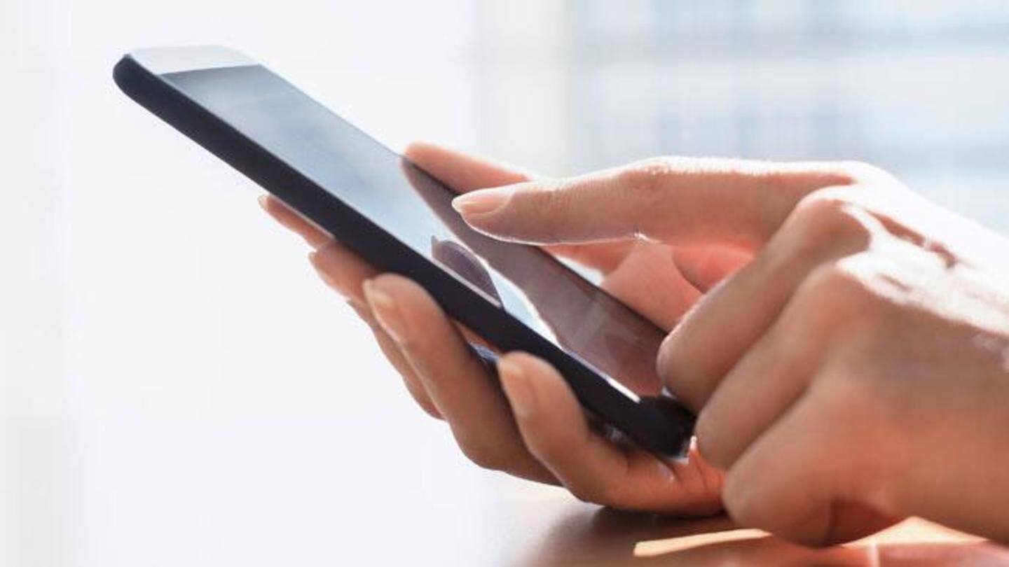 Compare recharge plans of Jio, Airtel, Vodafone Compare recharge plans of Jio, Airtel, Vodafone