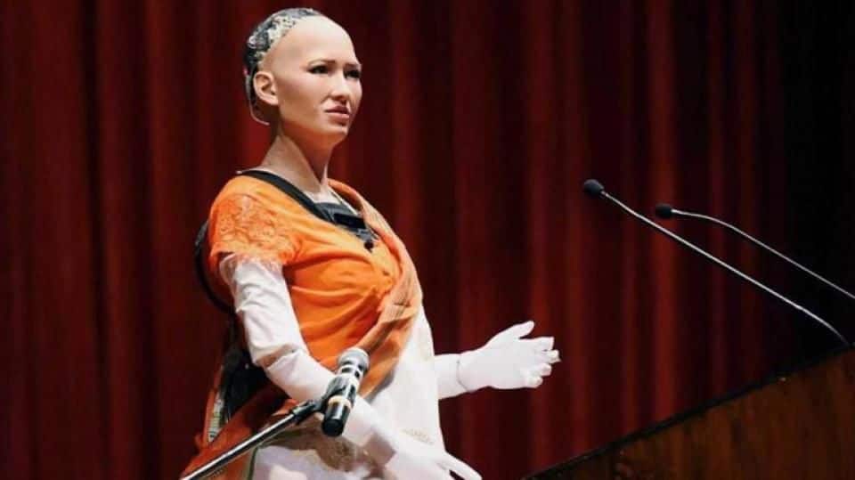Sophia, World's first robot citizen, to visit India in February