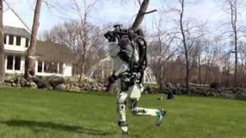 Boston Dynamics' robot Atlas learns to run like humans!