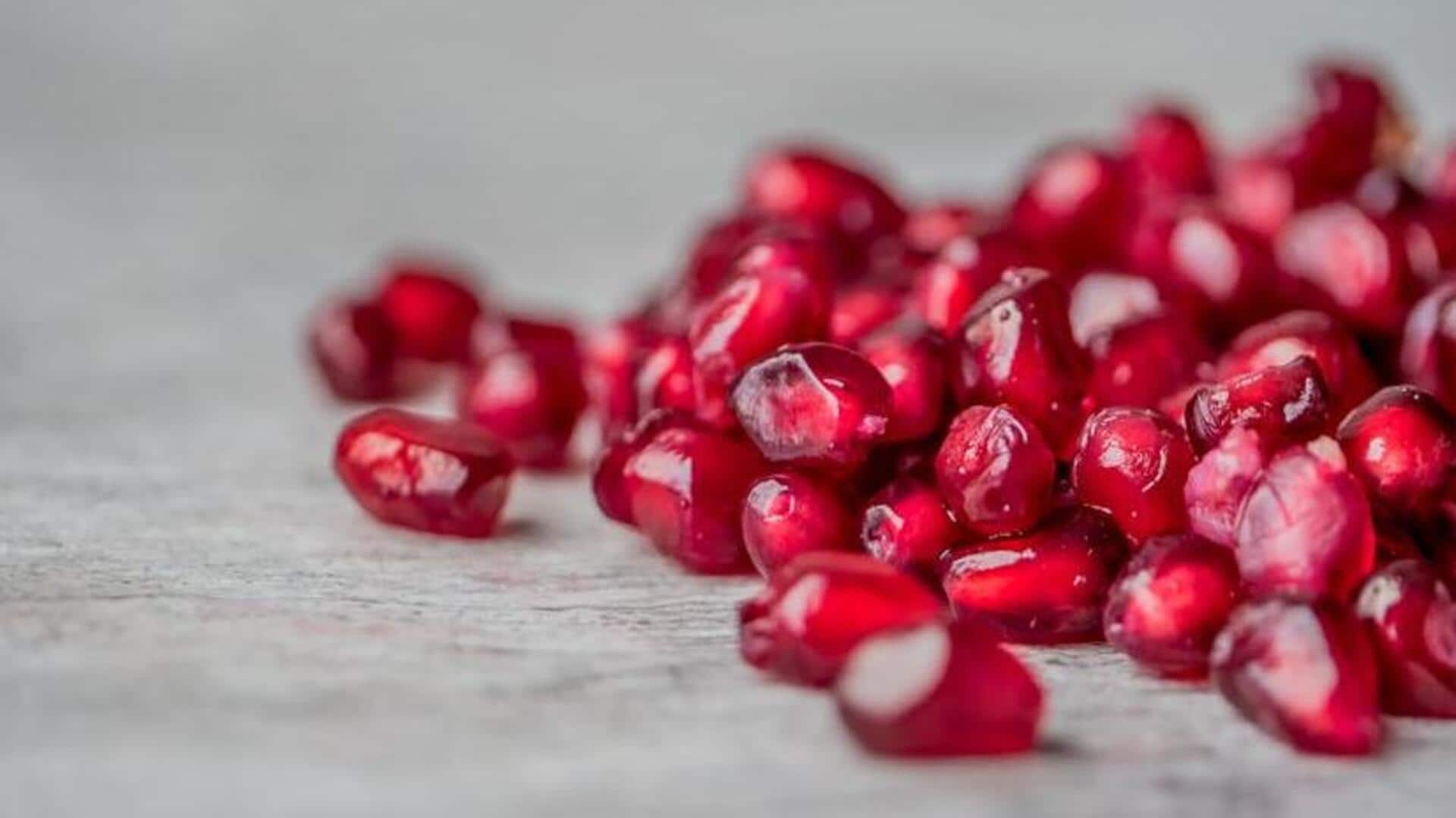 Easy-to-make pomegranate masks for your hair
