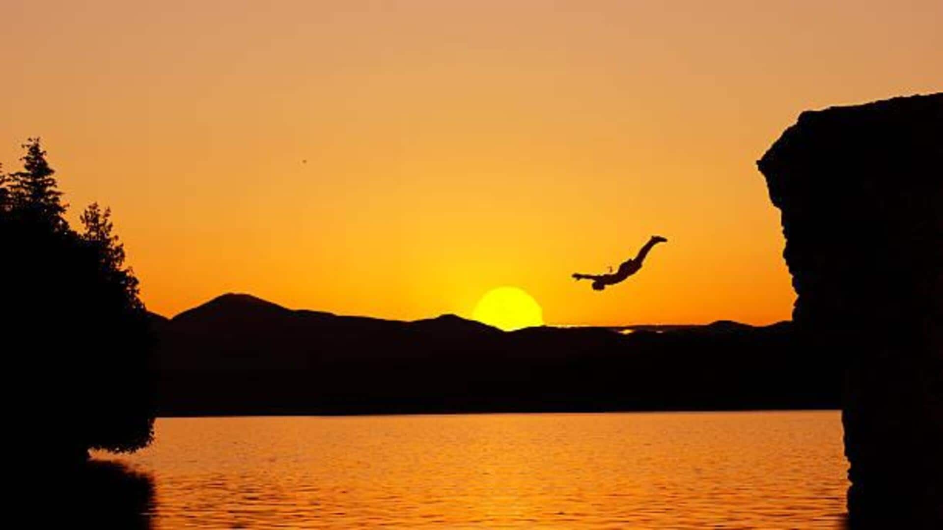 Sunrise cliff jumping: Tips for an epic adventure Sunrise cliff jumping: Tips for an epic adventure