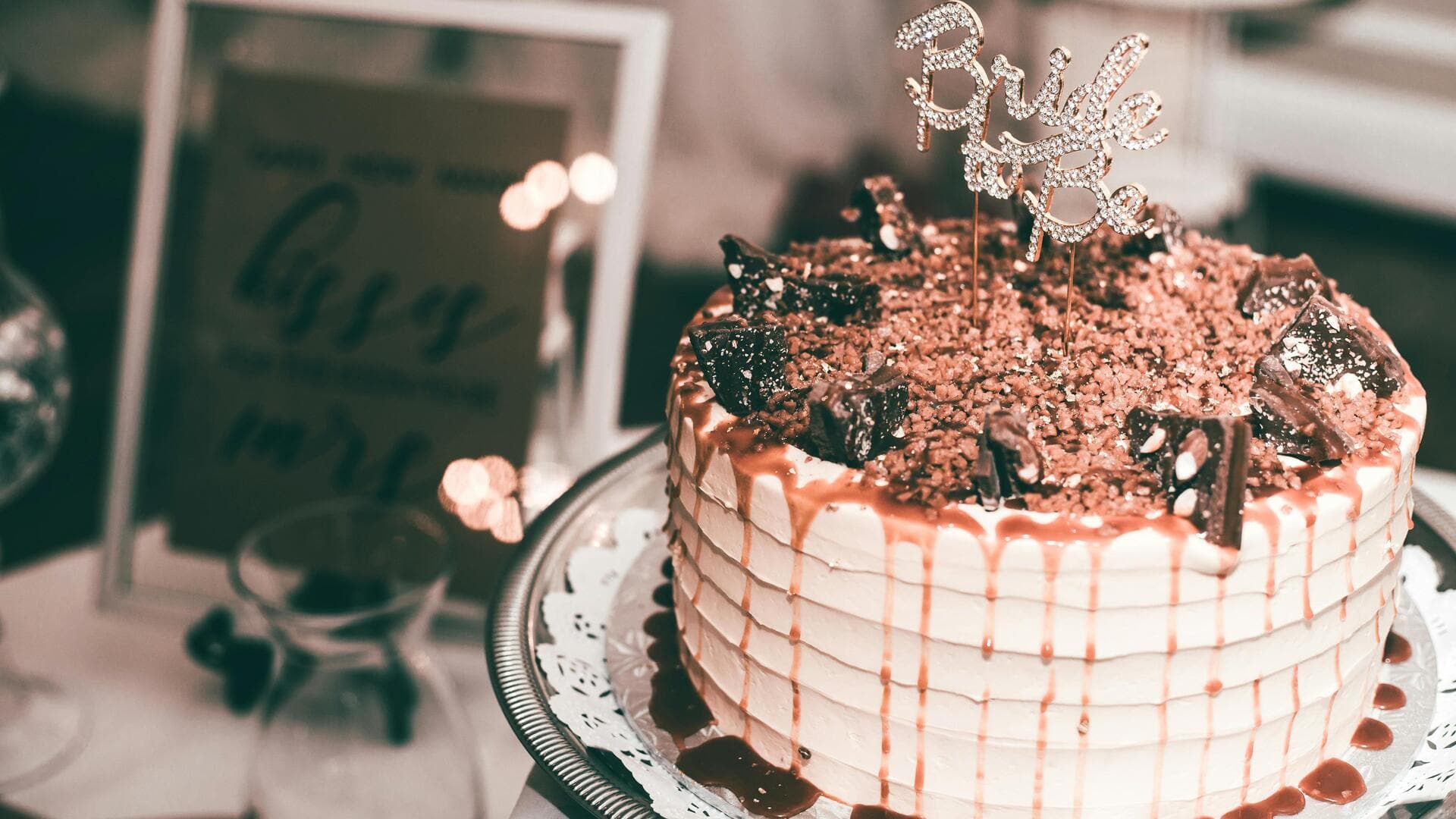 How to throw a gorgeous bridal shower without overspending