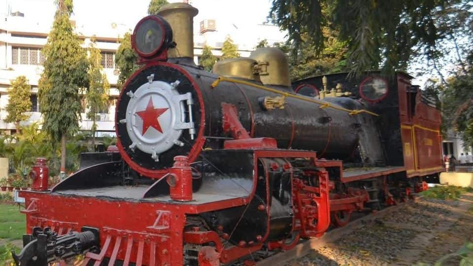 Odisha: Selfie with century-old railway engine in Sambalpur