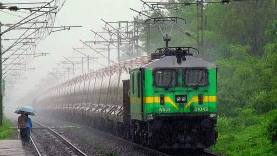 At least 15 trains cancelled, 25 running late in Delhi