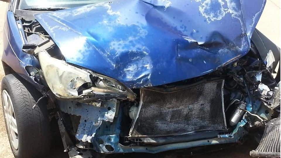Delhi: Head-on collision of cars kills two of family