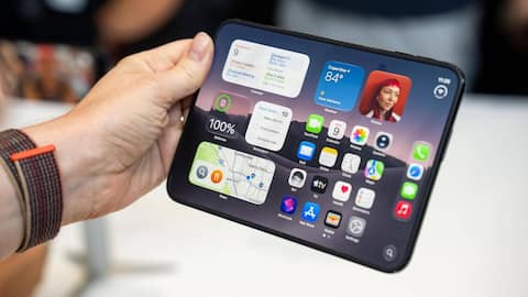 Apple reveals iPhone Duo's battery capacity