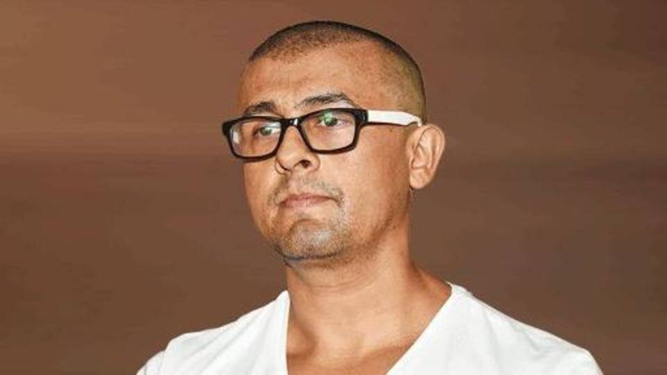 Sonu Nigam vs forced religiousness Sonu Nigam vs forced religiousness