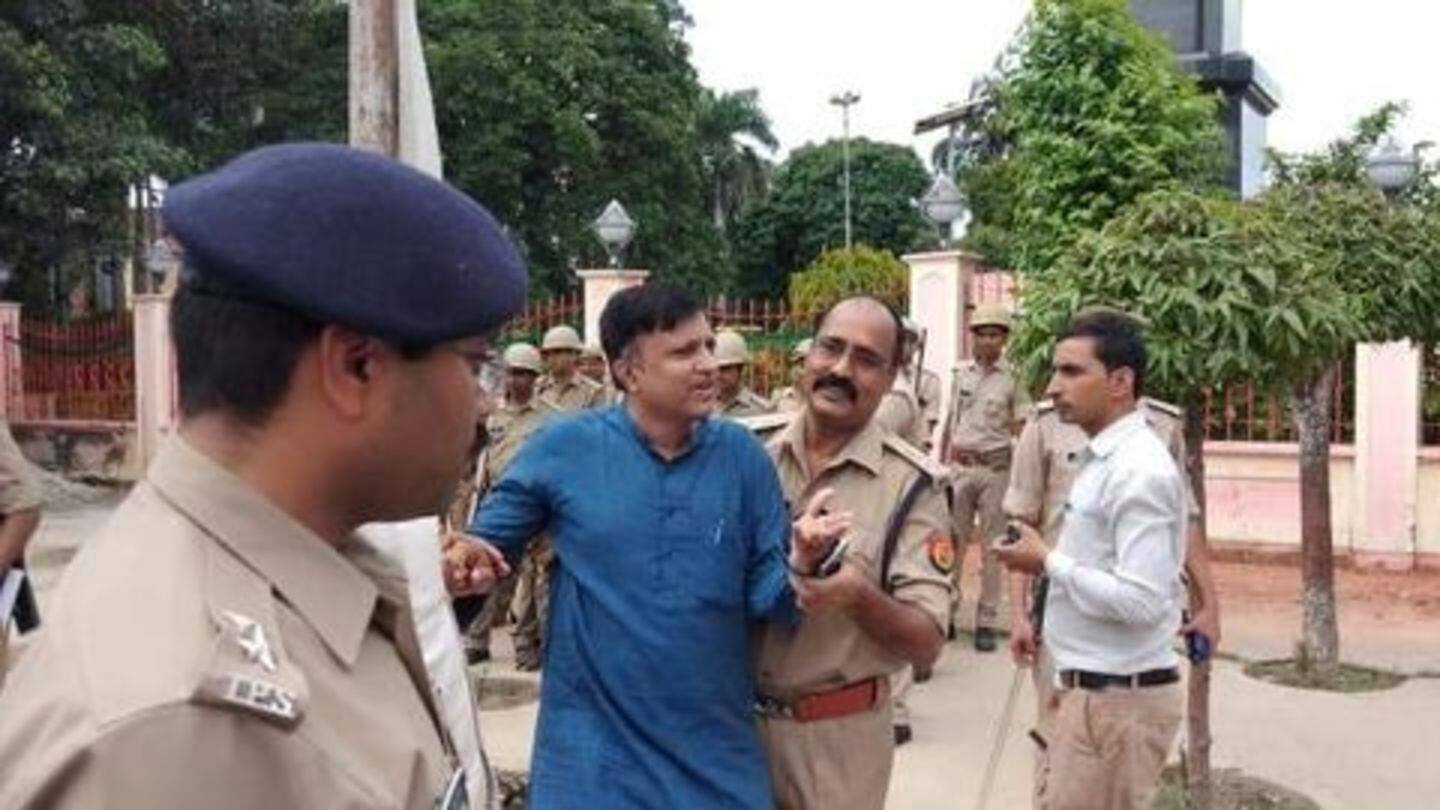 Congress leaders were stopped from "expressing solidarity" Congress leaders were stopped from "expressing solidarity"