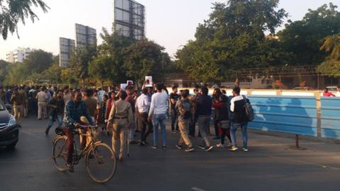 CAA protesters attack cops in Ahmedabad, seven youths save them
