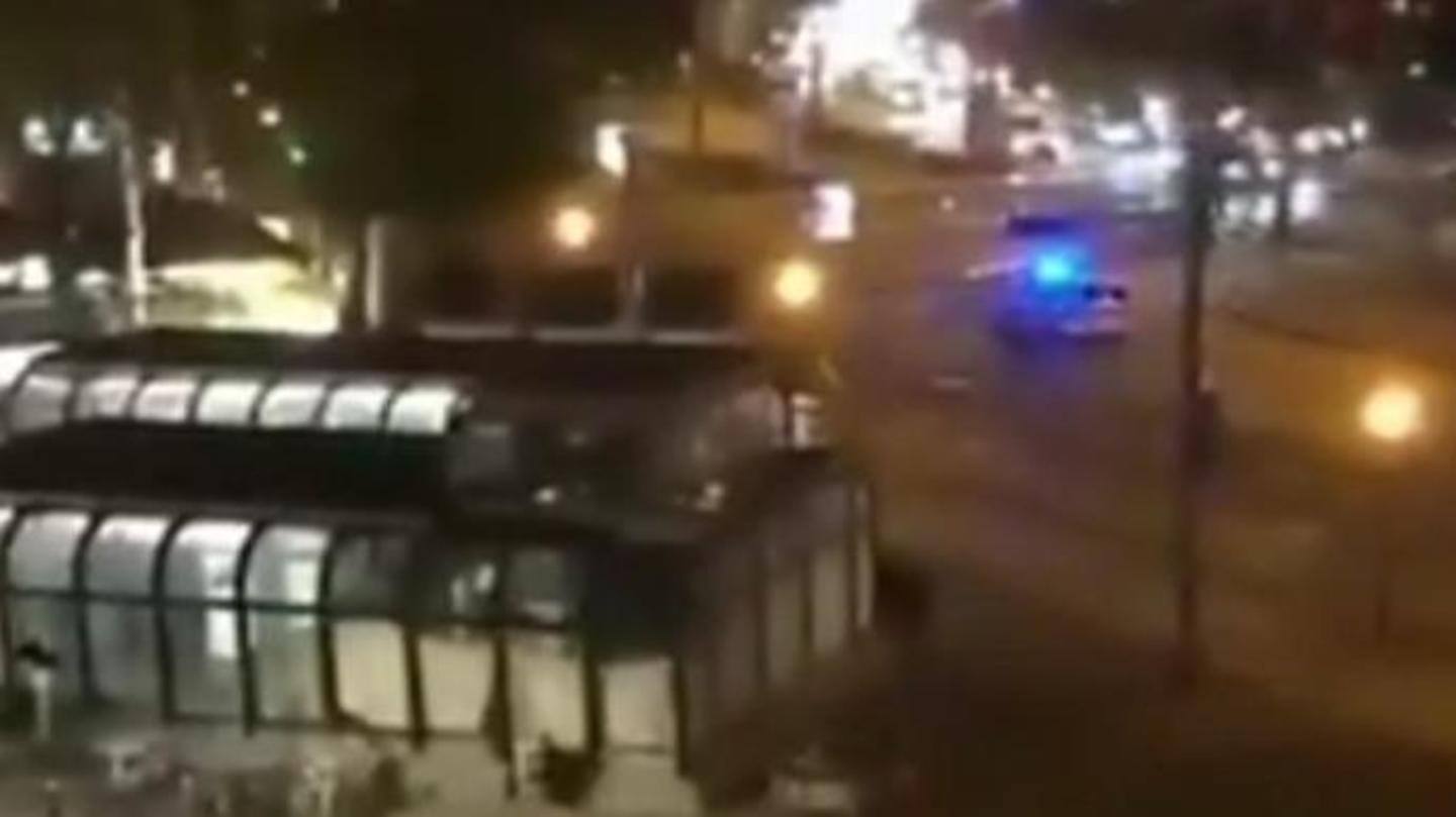 Gunmen walked on streets, shot people randomly Gunmen walked on streets, shot people randomly