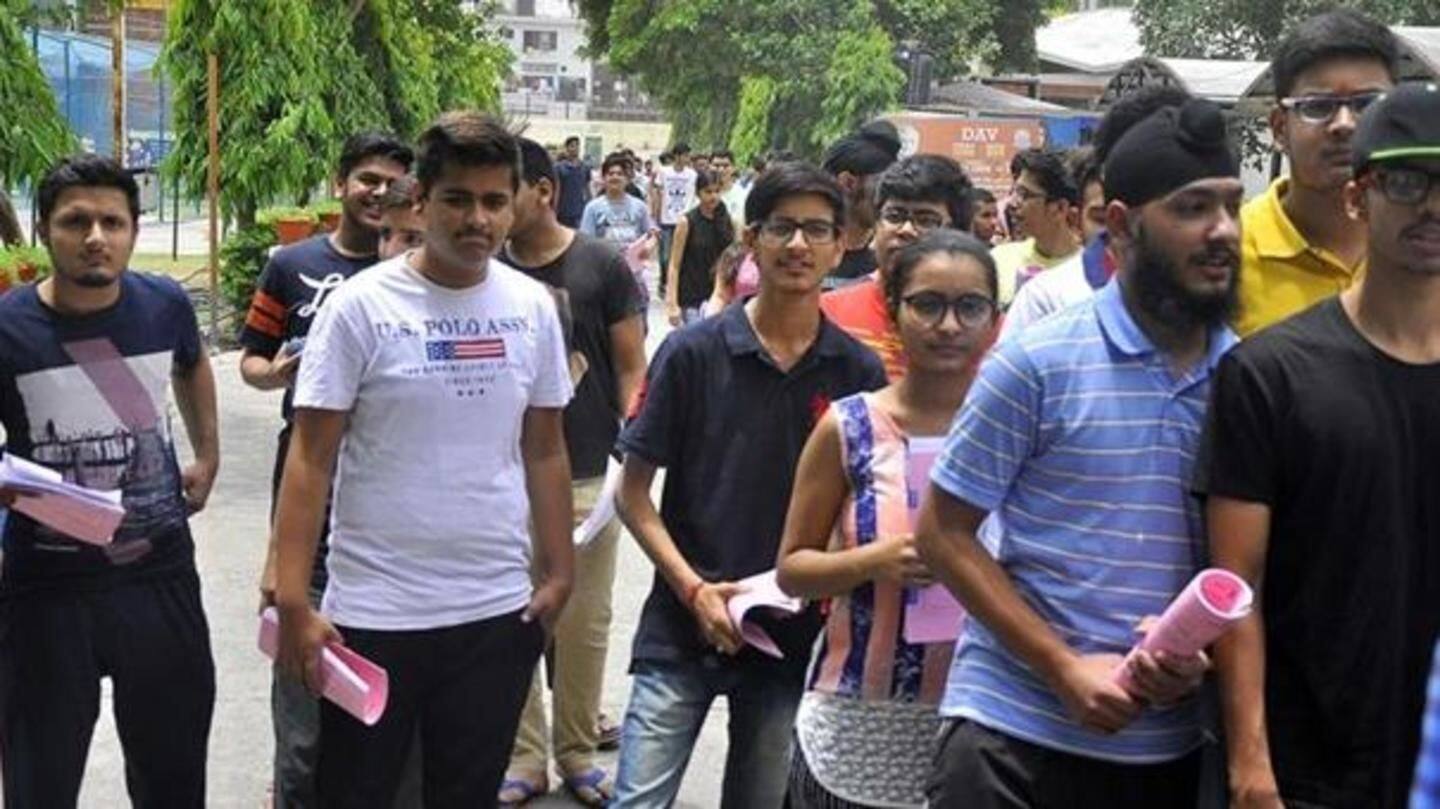 In 24 hours, DU gets 43,000 applications for undergraduate courses
