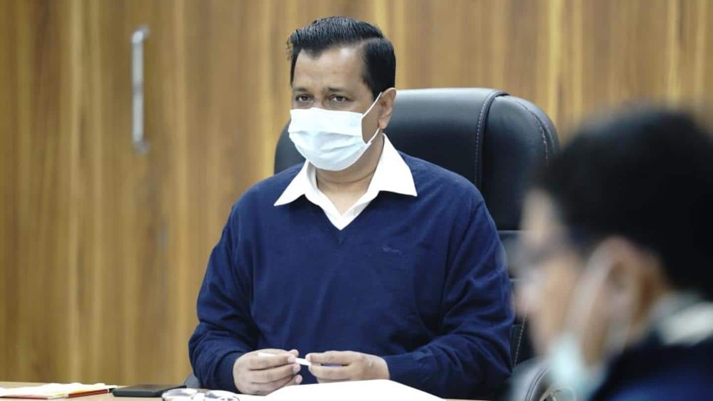 Delhi government will give free doses if Centre doesn't: Kejriwal Delhi government will give free doses if Centre doesn't: Kejriwal
