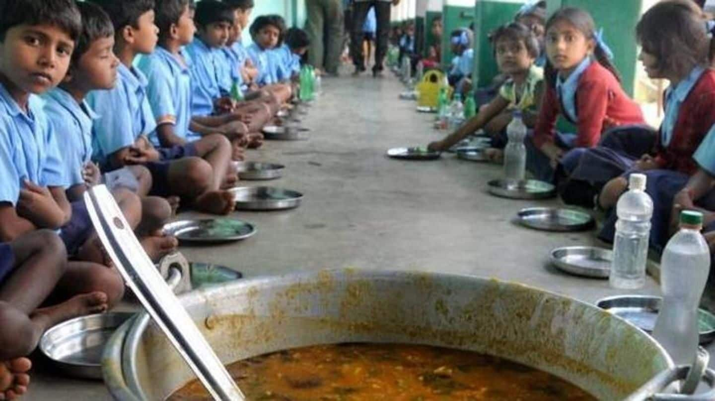 Delhi: Dead lizard in mid-day meal makes two girls ill