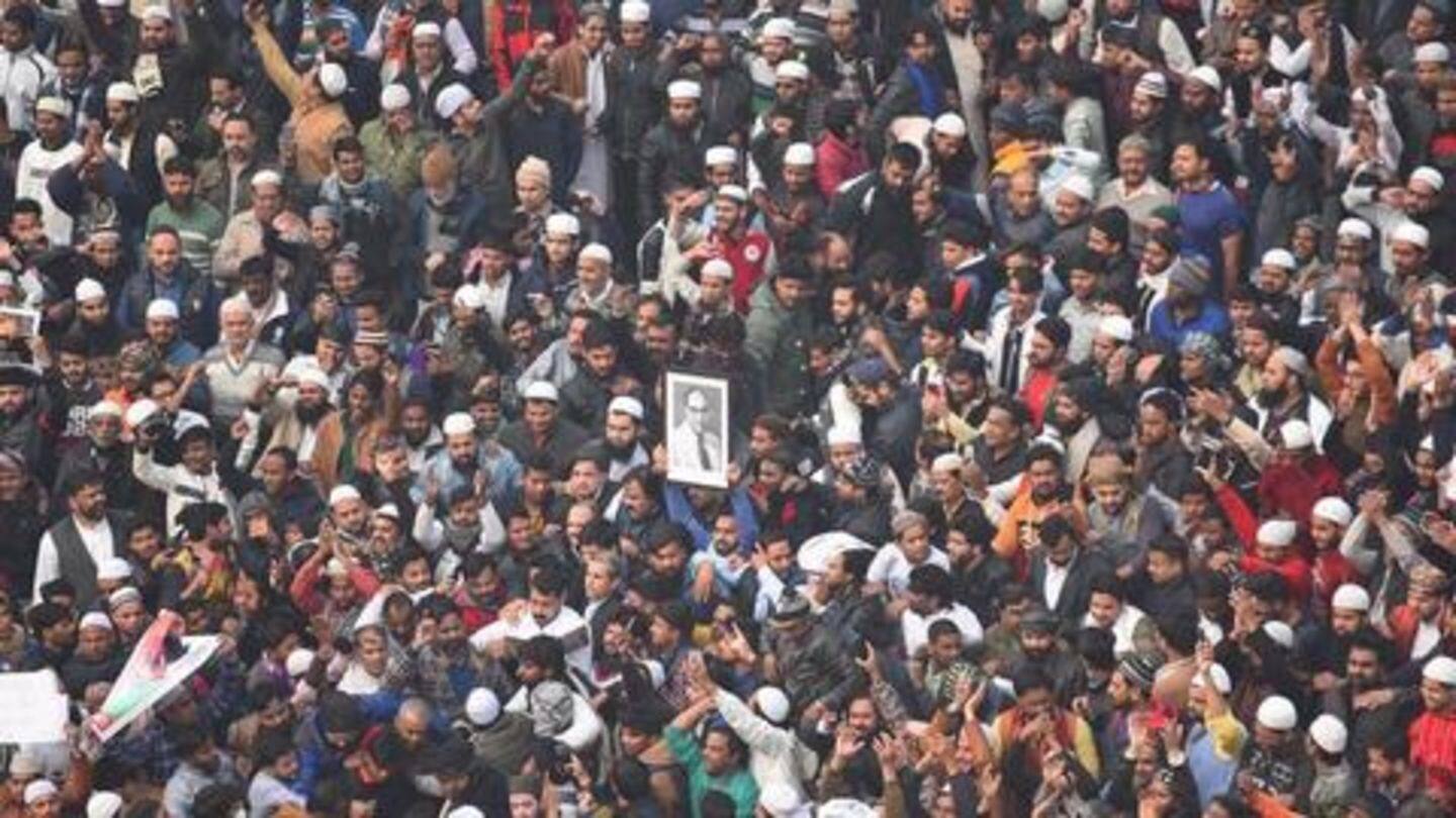 Azad read Constitution's preamble, others joined him Azad read Constitution's preamble, others joined him