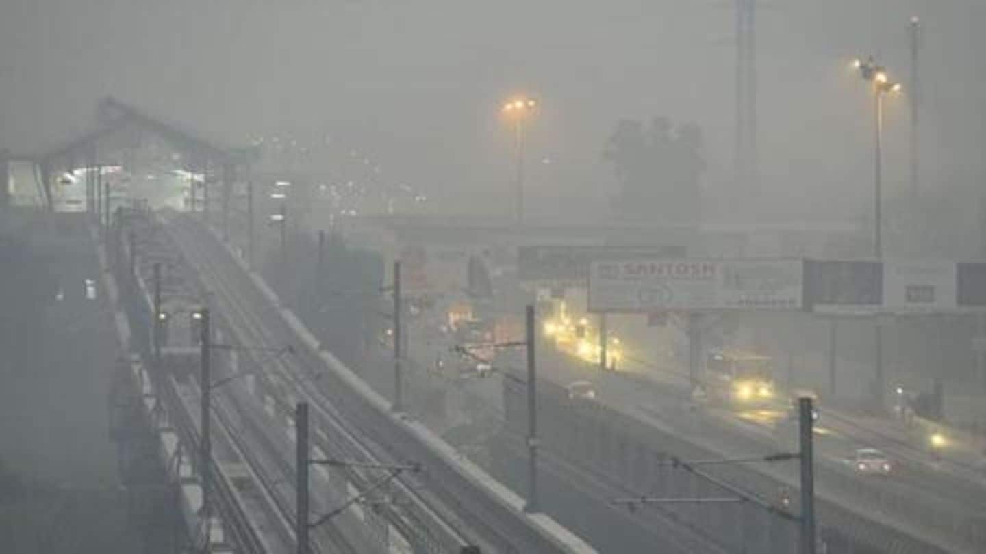 Dense fog led to an accident in Greater Noida Dense fog led to an accident in Greater Noida