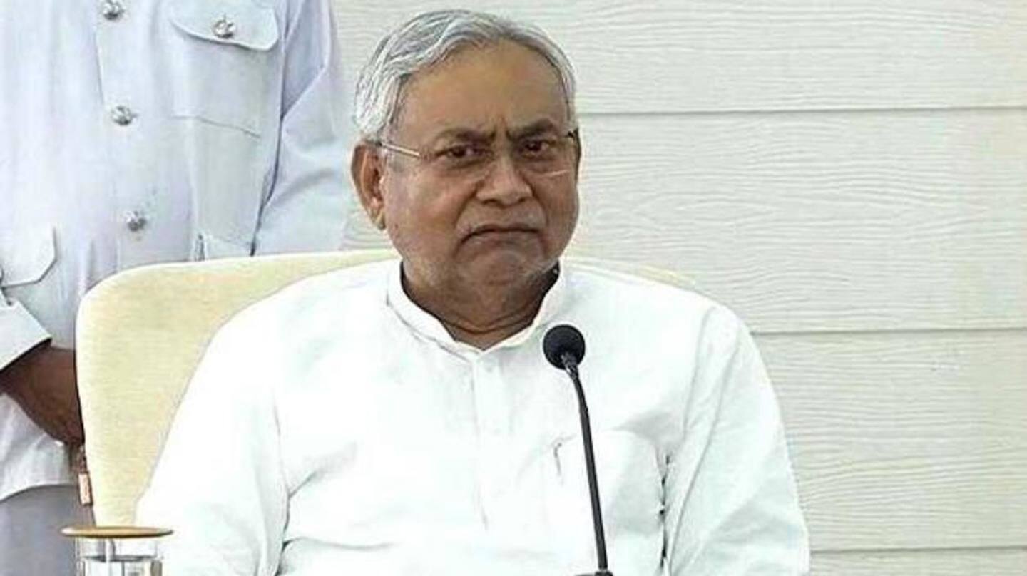 Slamming 'protesters', Nitish says they don't care about girls' safety