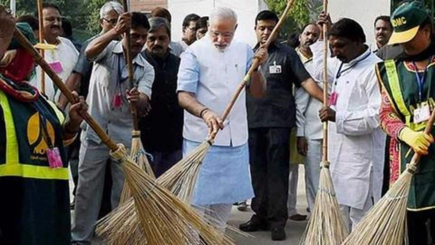 Countrymen swept streets, PM Modi went to London: RaGa Countrymen swept streets, PM Modi went to London: RaGa