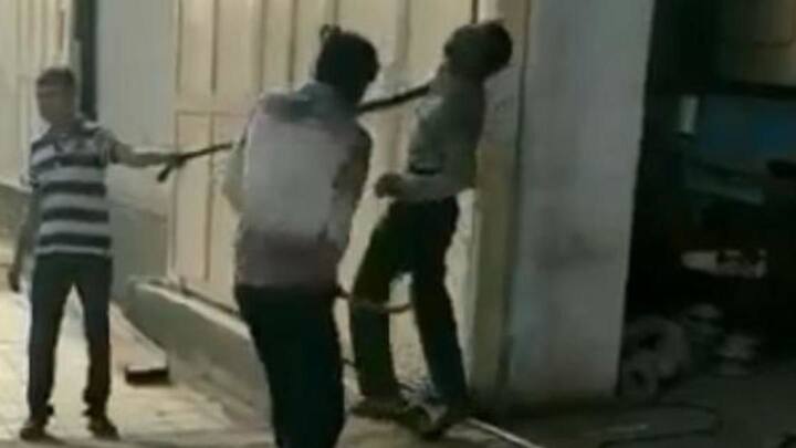 Gujarat: Men mercilessly beat Dalit ragpicker amid deafening-screams, he died