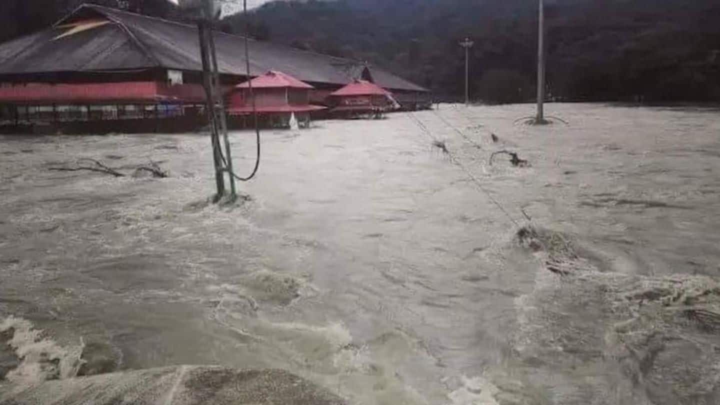 #KeralaFloods: 324 dead, over 2L in camps, rescue operations on