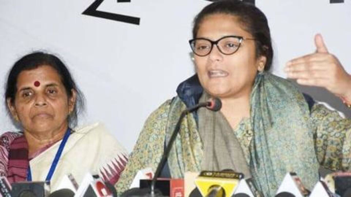 Backstory: Dev claimed EC didn't take action against BJP leaders Backstory: Dev claimed EC didn't take action against BJP leaders