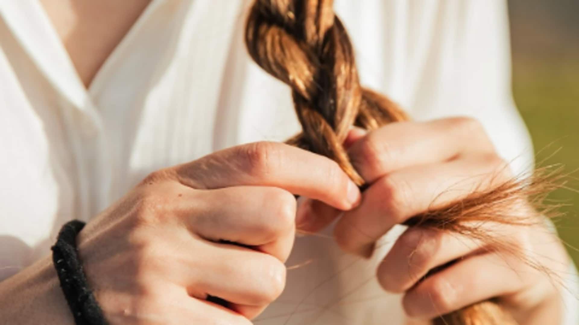 Elevate your hairstyle with mini braids; we show you how Elevate your hairstyle with mini braids; we show you how