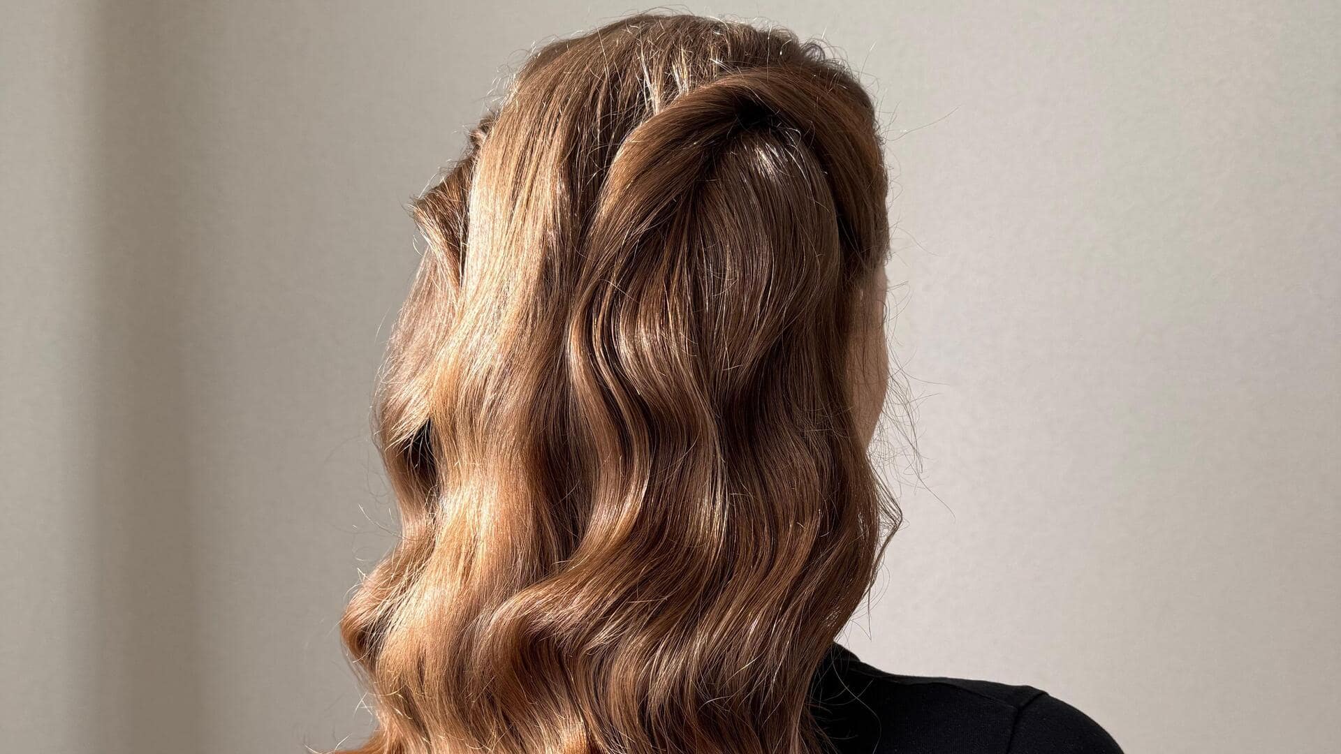 Beautiful vintage hairstyles for outdoor weddings