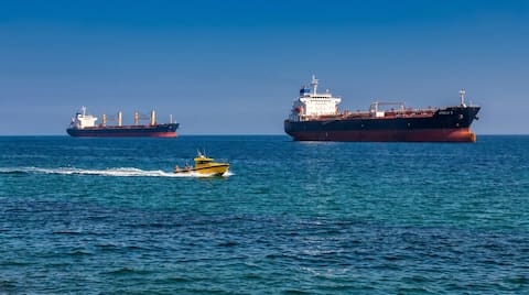 Crude dips as Trump plans to free ships in Hormuz